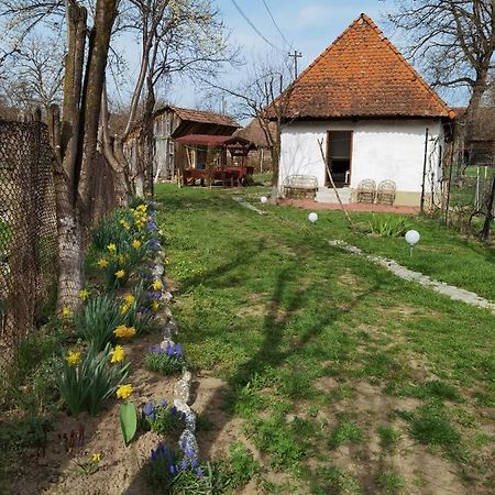 Sovarlak Sòvàrad Exterior foto