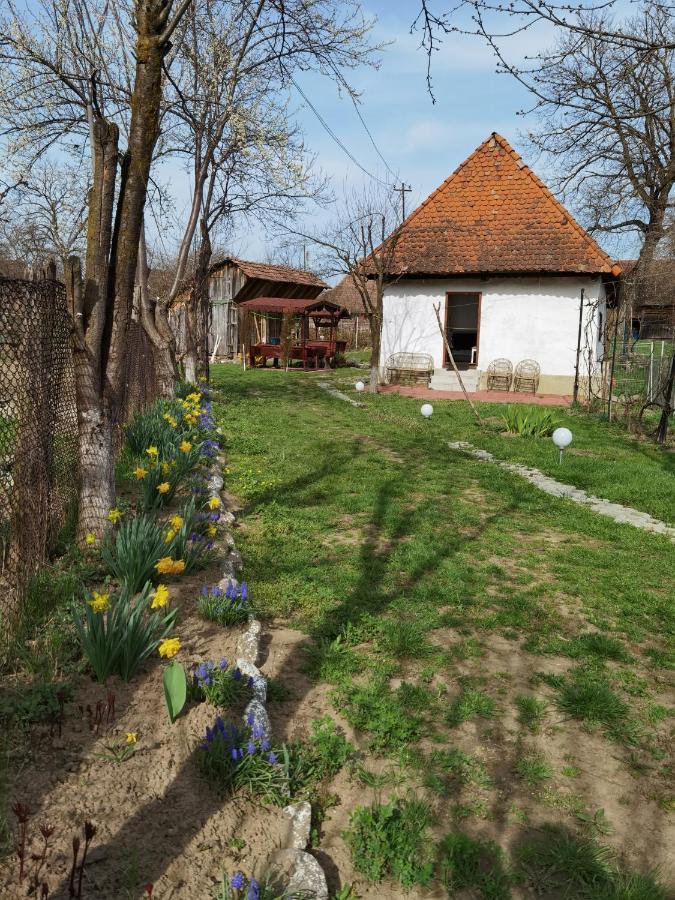 Sovarlak Sòvàrad Exterior foto